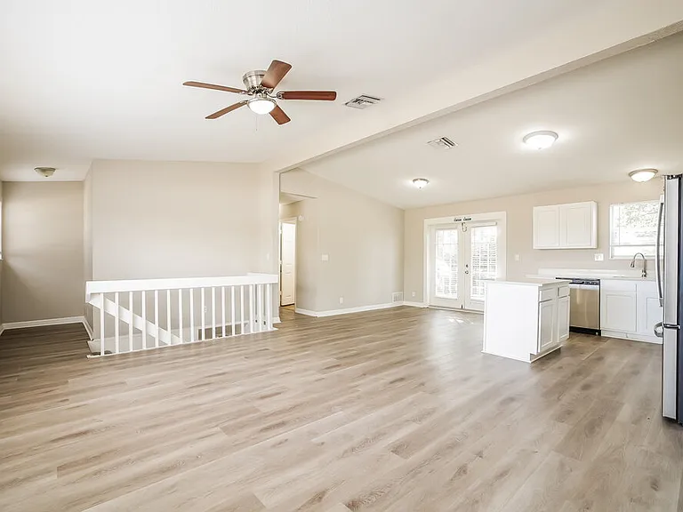 2216 Leda Ave S — Photo 4