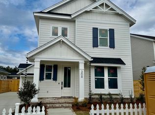 304 Gazelle Ct, Niceville, FL 32578