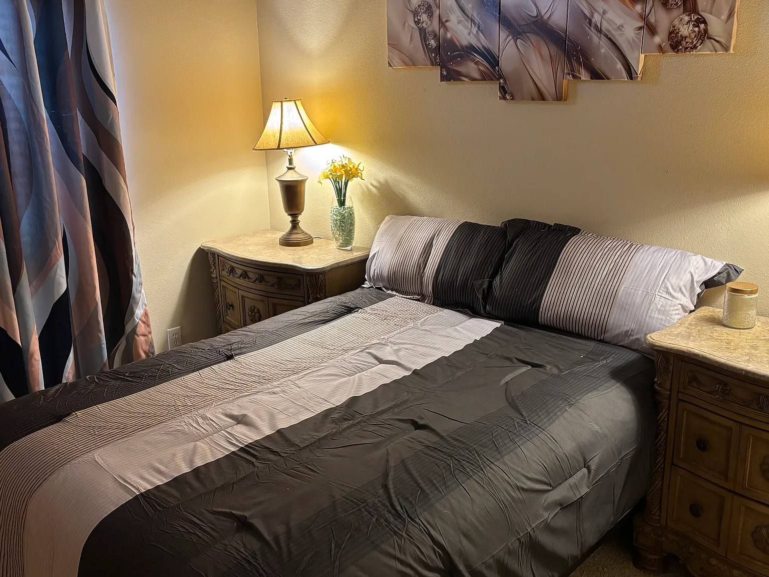 5 bed, 3700 sqft, $900 — Photo 4