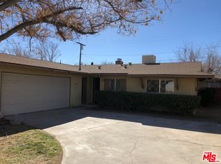 16269 Avalon Ave, Victorville, CA 92395