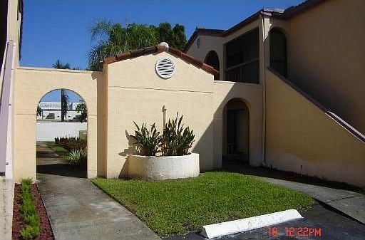 2nd image of 18240 Mediterranean Blvd #4-11