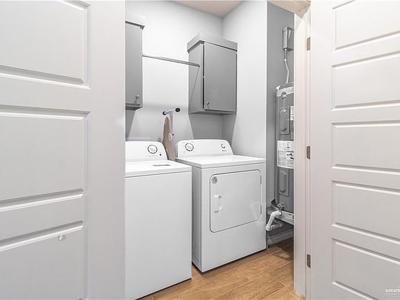 3rd image of 3404 S Colt Ln #4