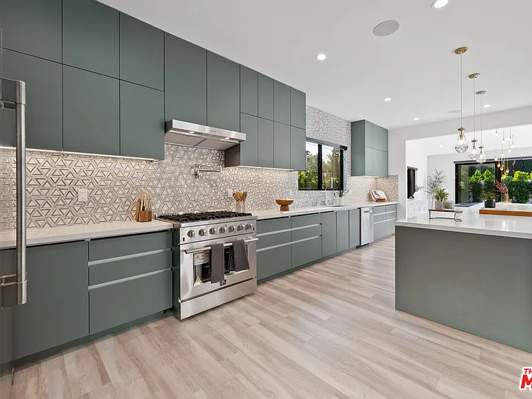5301 Crebs Ave #1-2 — Photo 8