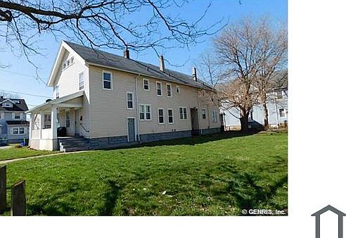 2nd image of 4 Willowbank Pl