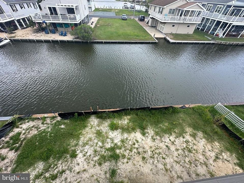 2nd image of 45 Bayside Dr