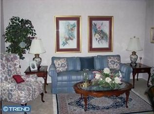 28 Hopatcong Dr, Lawrence Township, NJ 08648
