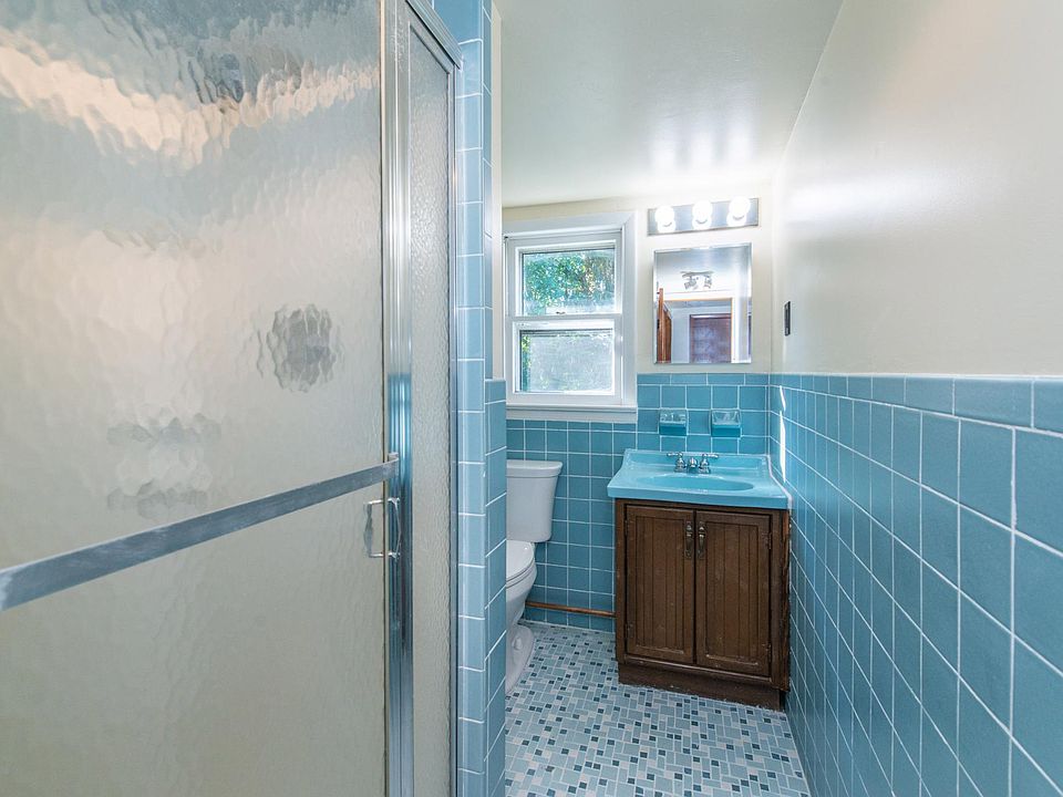 1st image of 71 Jefferson Ave Floor 2