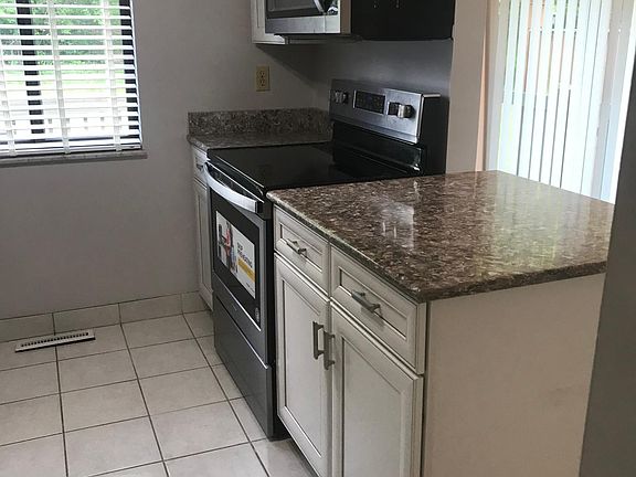 3rd image of 131 Arrowood Dr