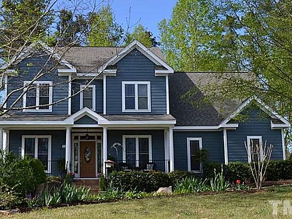3rd image of 120 Camille Cir