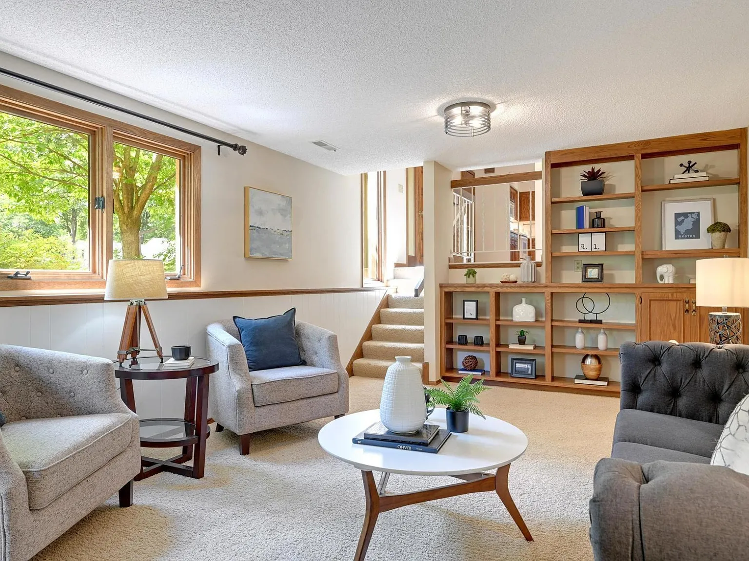 3 bed, 2000 sqft, $3,865 — Photo 2
