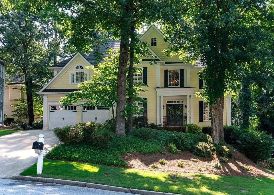 1st image of 1385 Benjamin Pl