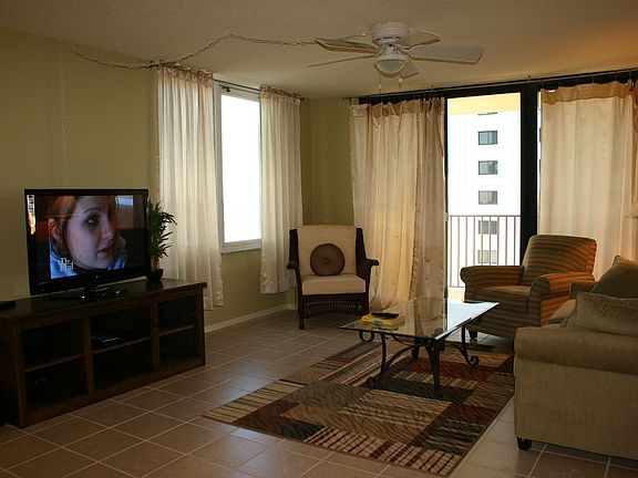 2nd image of 2987 Atlantic Ave #G010