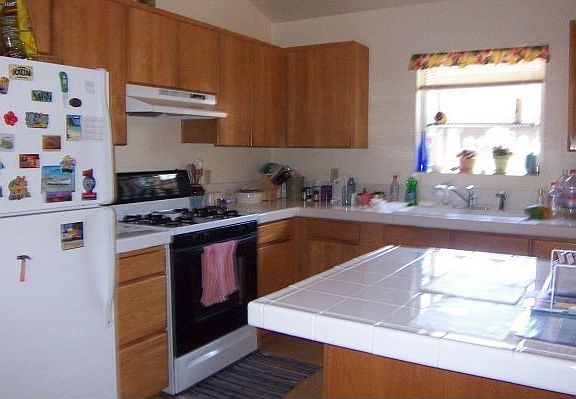 Modern/Upgraded Kitchen