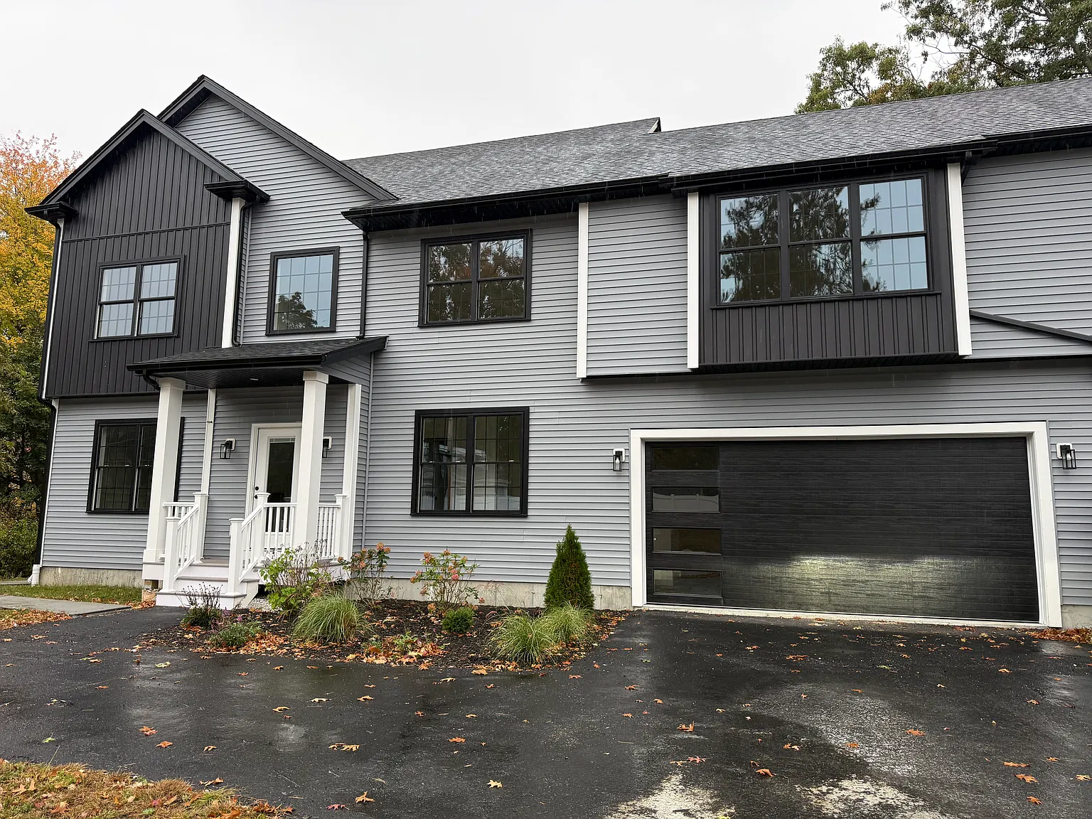 422 S Quinsigamond Ave — Photo 1