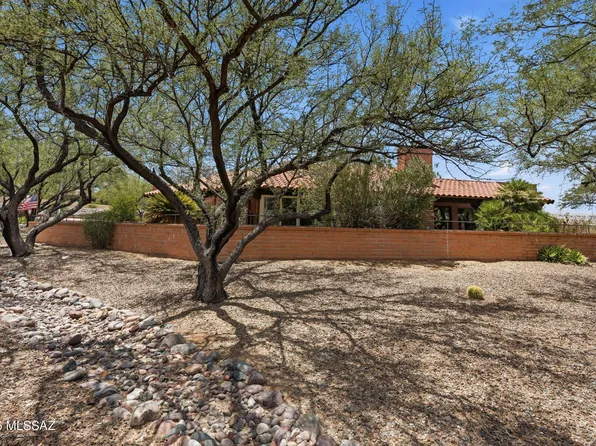 3910 S Via Del Ruisenor, Green Valley, AZ 85622