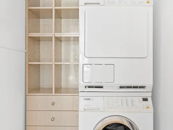 40 East 78th Street image 6 of 8