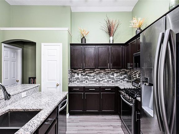 5th image of 10148 Somersby Dr