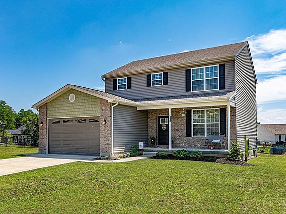 3rd image of 318 Brampton Pl