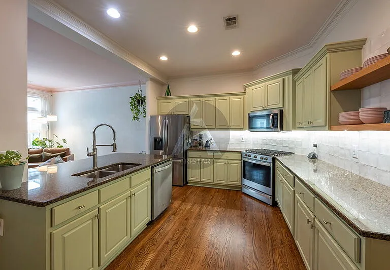 1615 Ridenour Pkwy NW — Photo 8