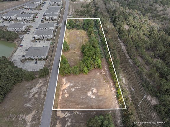 4th image of 98 Place Blvd