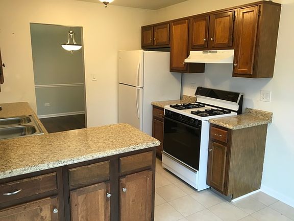 2nd image of 7030 Park Lane Ct #7-204