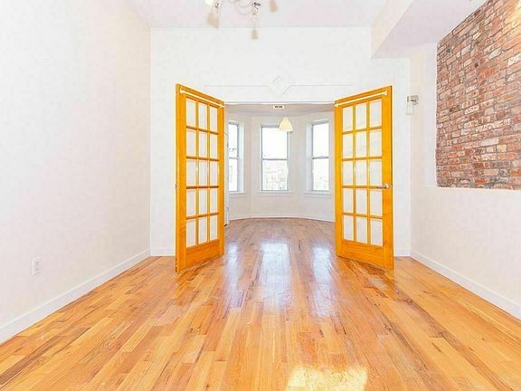 3rd image of 778 Lincoln Pl APT 3