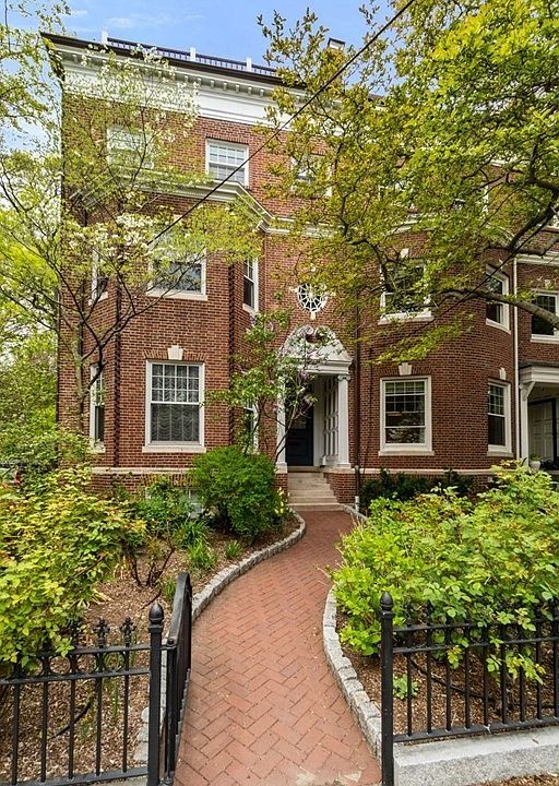 1st image of 74 Monmouth St #1