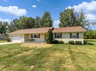 1400 Hazel Ln, Johnston City, IL 62951