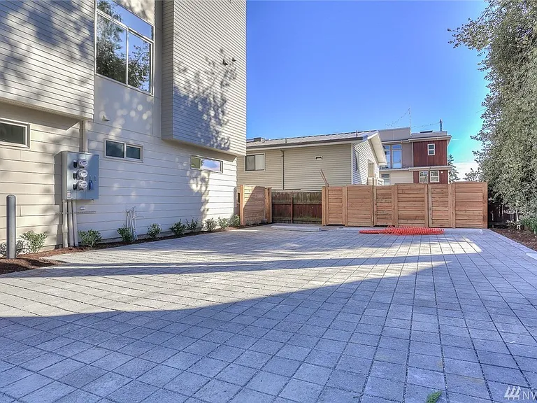 2603 NW 64th St — Photo 11