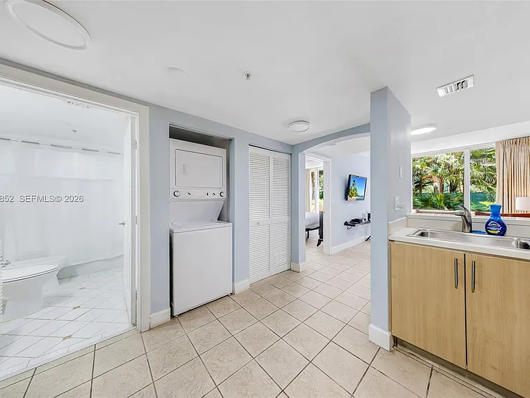 2951 S Bayshore Dr #215 — Photo 12