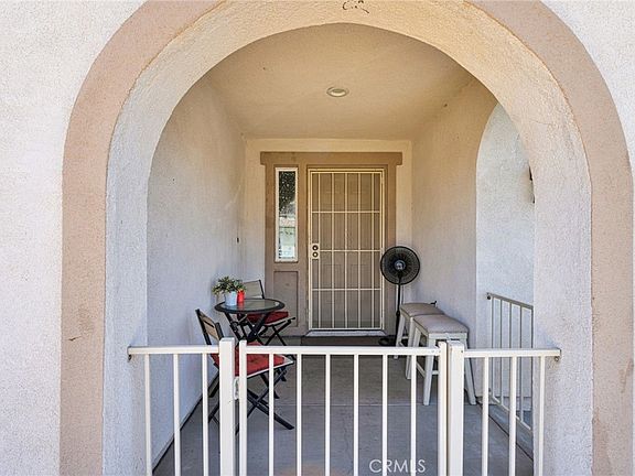 5th image of 11913 Andrews Pl
