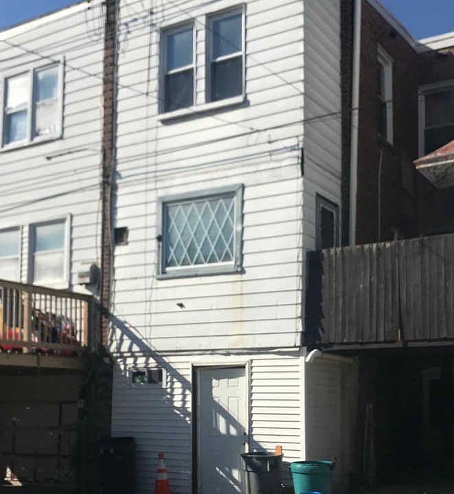 2nd image of 5061 Whitaker Ave