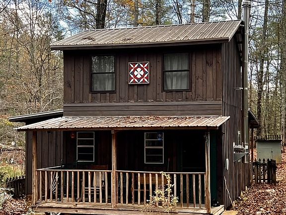 2nd image of 224 Pine Bough Rd