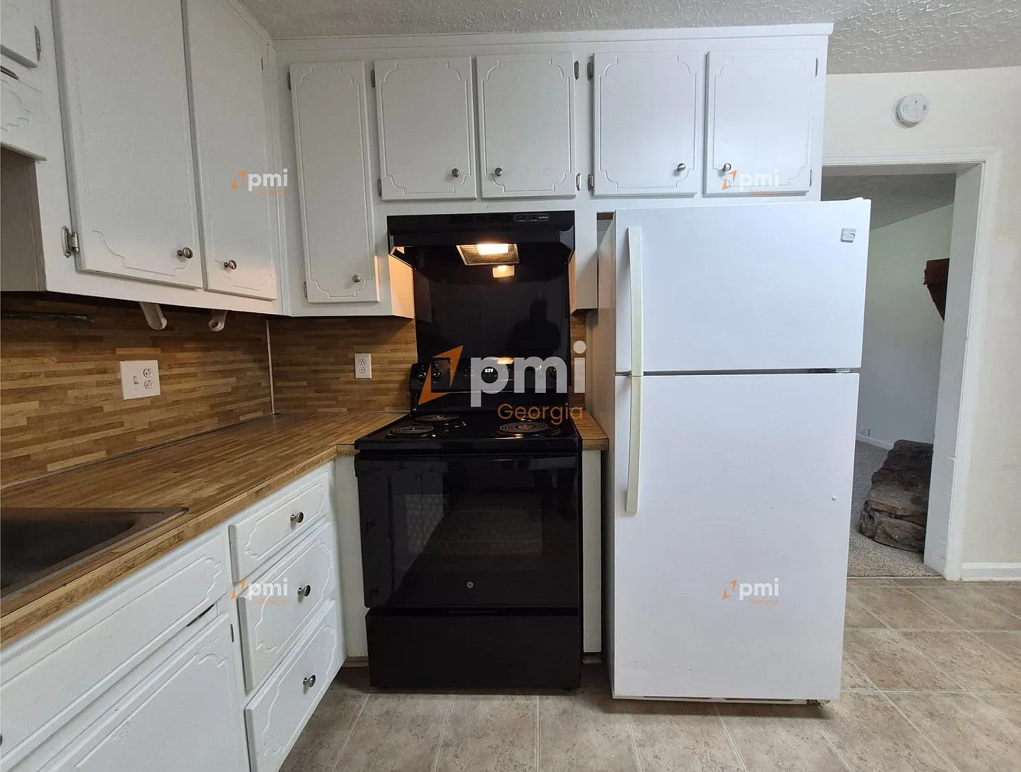 2 bed, 2.0 bath, 1202 sqft, $1,749 — Photo 2