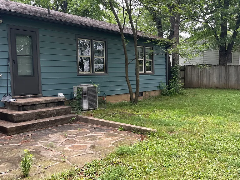 1231 S Maxwell Dr — Photo 7