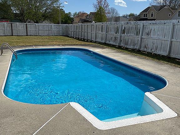 5th image of 2524 Yorkshire Dr SW