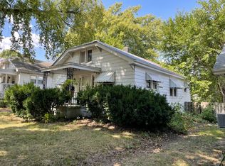 1094 E Clay St, Decatur, IL 62521