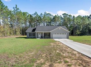 415 Pineview Ave, Baxley, GA 31513
