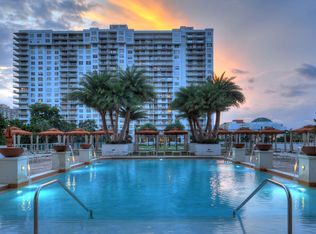 2851 NE 183rd St #E, North Miami Beach, FL 33160