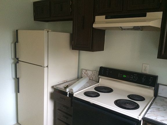 3rd image of 1226 118th St #1