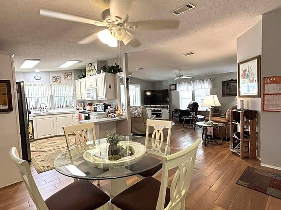 4th image of 1806 Belfrey Ln #539