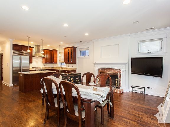 3rd image of 2854 N Burling St APT 02