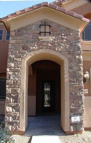 1st image of 857 W Saguaro Ln