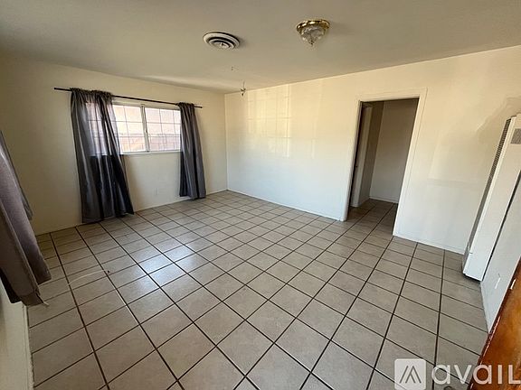 4th image of 649 Gilwood Ave