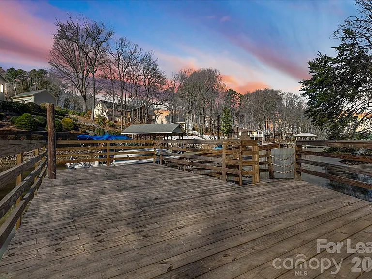 280 Lakeview Shores Loop — Photo 41