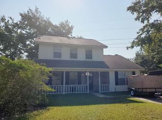 855 Ridgewood Way, Hinesville, GA 31313