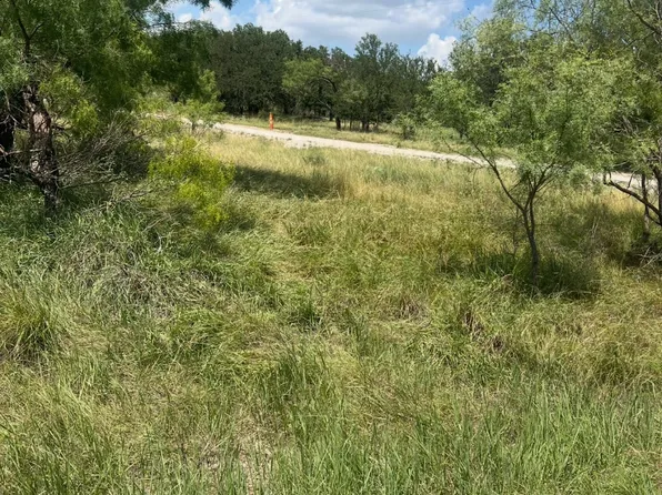 917 Oak Point Dr, May, TX 76857