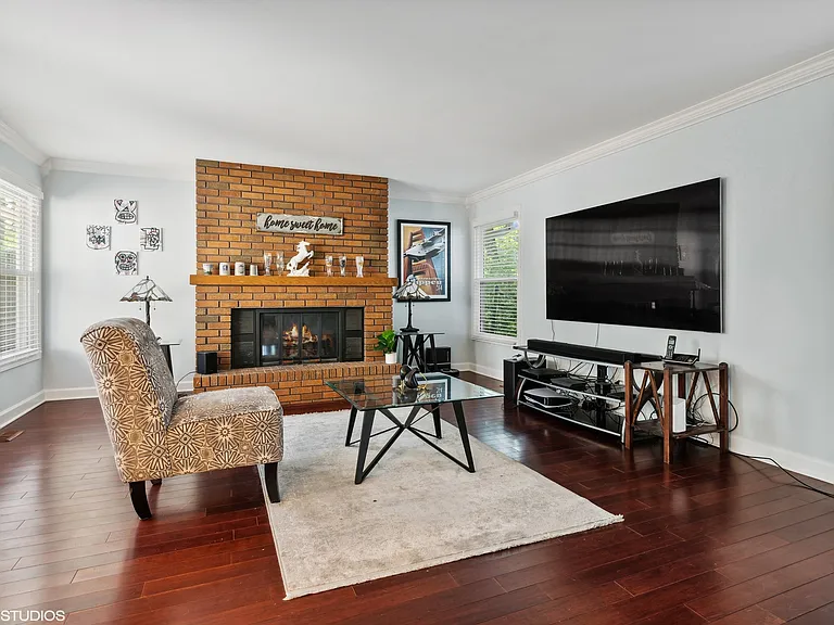 1400 Meyer Rd — Photo 10