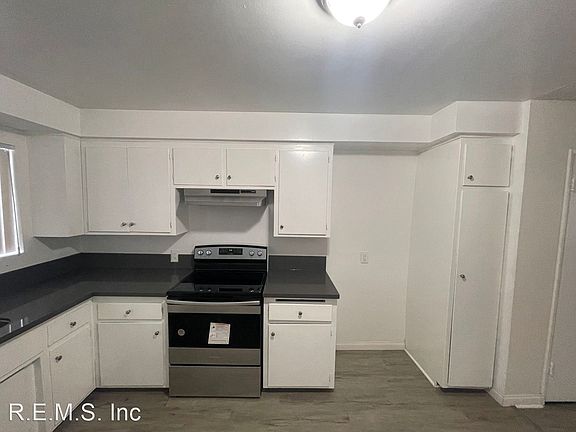 3rd image of 1430 W 225th St APT 2