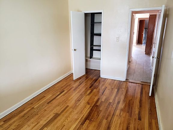 3rd image of 1321 E 89th St #1